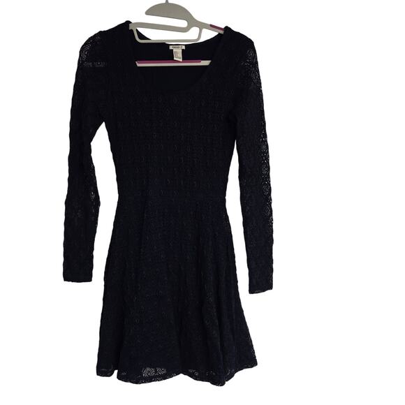 Women's Forever 21 Navy Blue Crochet Lace Overlay Long Sleeve Dress - Size Small - Picture 1 of 9